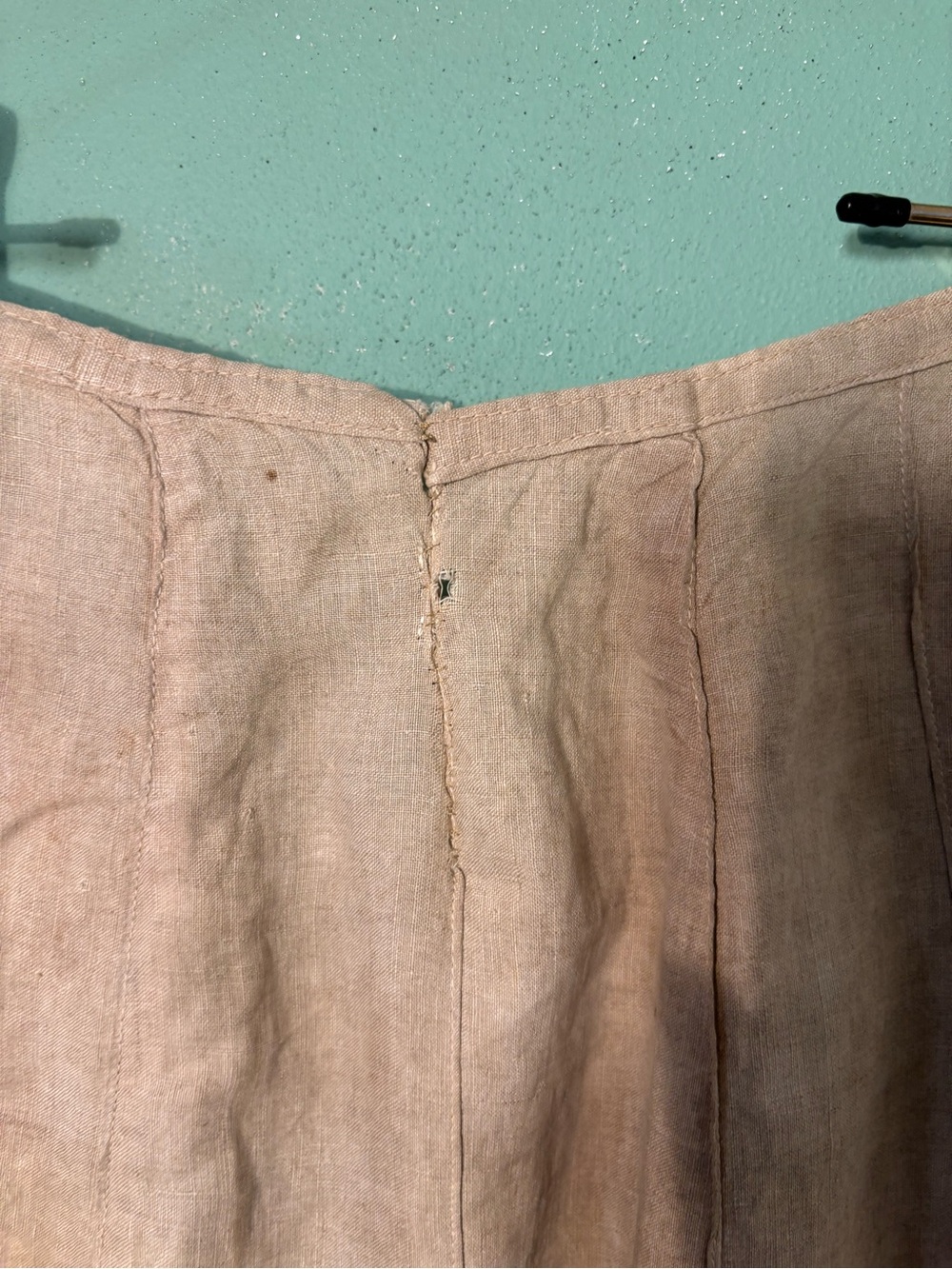 Antique Edwardian Off White Linen Lawn Skirt with Crochet Panels - Picture 3 of 6